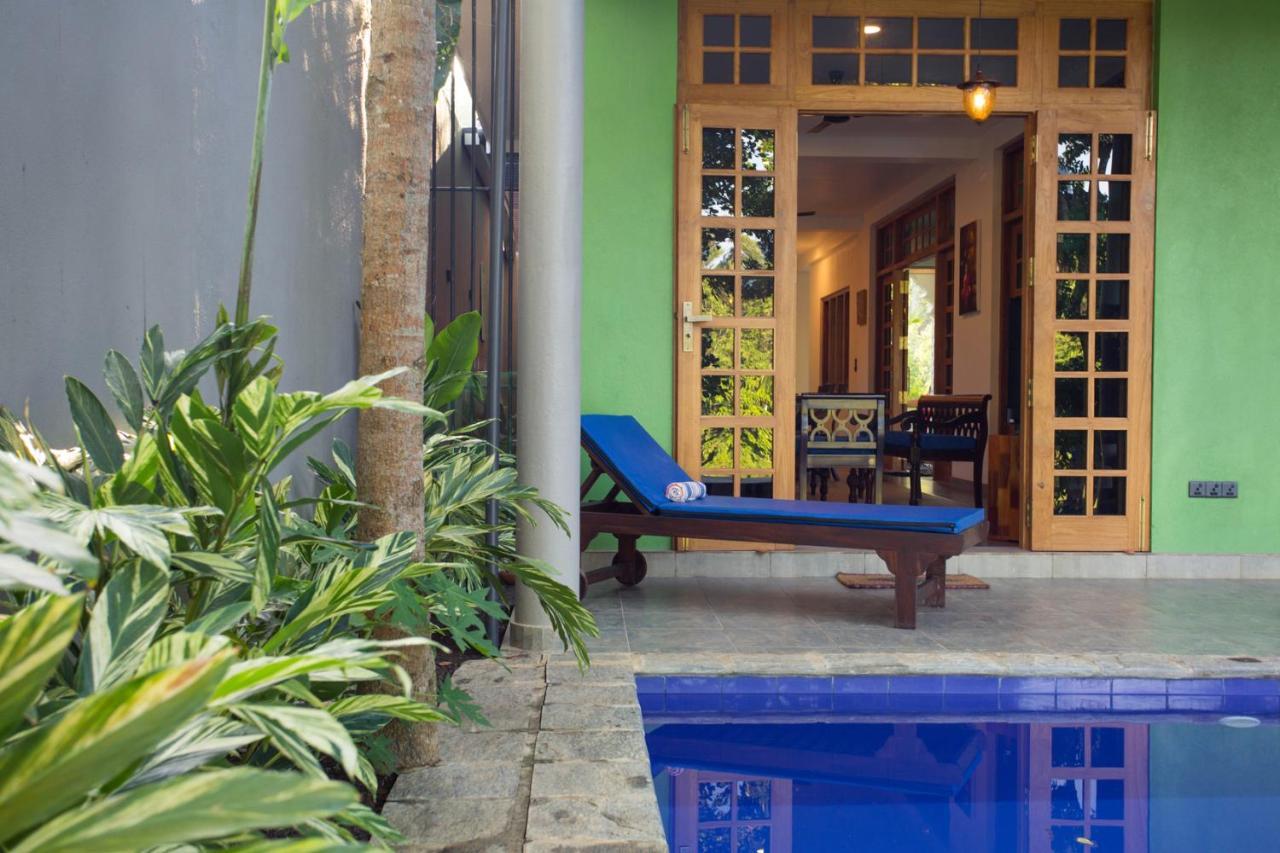 Barefoot Bungalow Hikka Хикадува Екстериор снимка