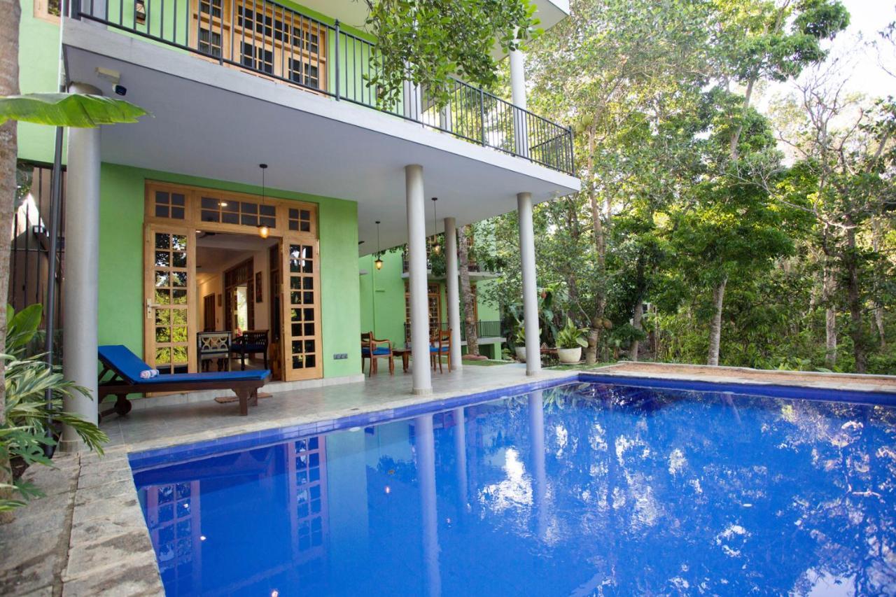 Barefoot Bungalow Hikka Хикадува Екстериор снимка