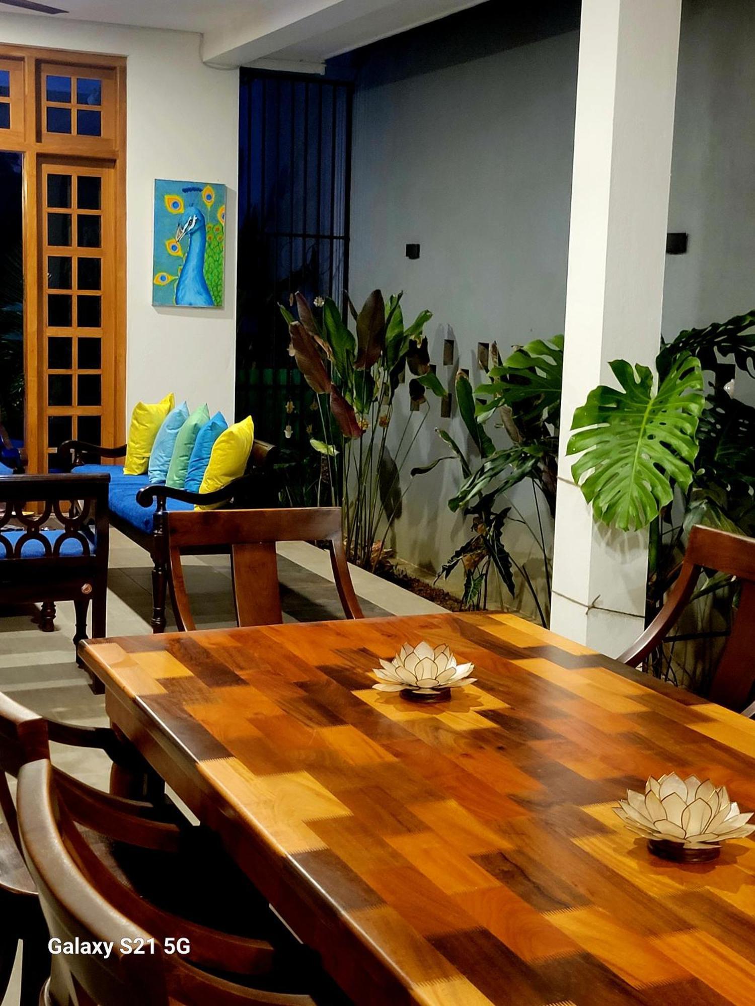 Barefoot Bungalow Hikka Хикадува Екстериор снимка